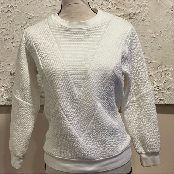 Sandro Women's Quilted Tufted Crewneck Sweater 3/4 Sleeve Ivory Sz 1 (Small) - Picture 1 of 8